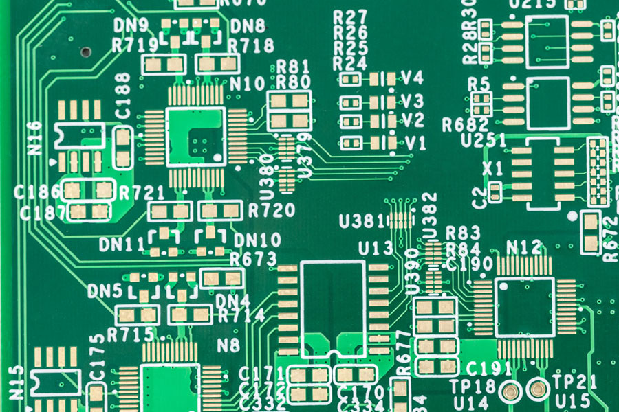 電動(dòng)汽車pcb